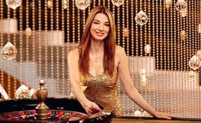 Antarmuka taruhan Live Casino bos 303 menunjukkan tata letak meja, pilihan chip, dan saldo akun real-time